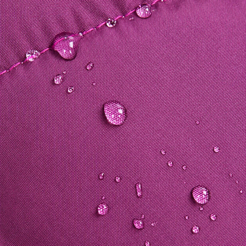 Water droplets on the coat outer fabric